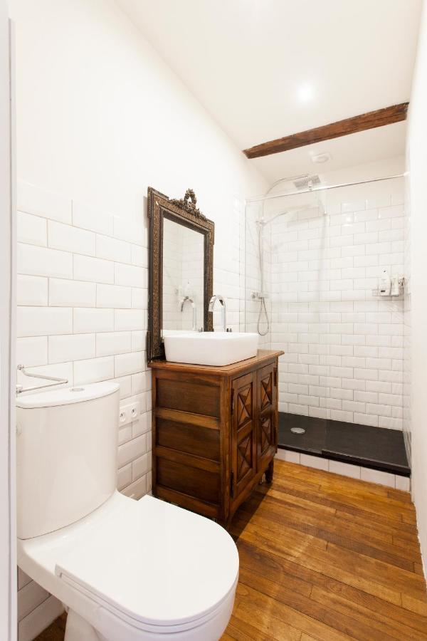 B&B Aux Petits Lardons Trie-sur-Baise Exteriör bild